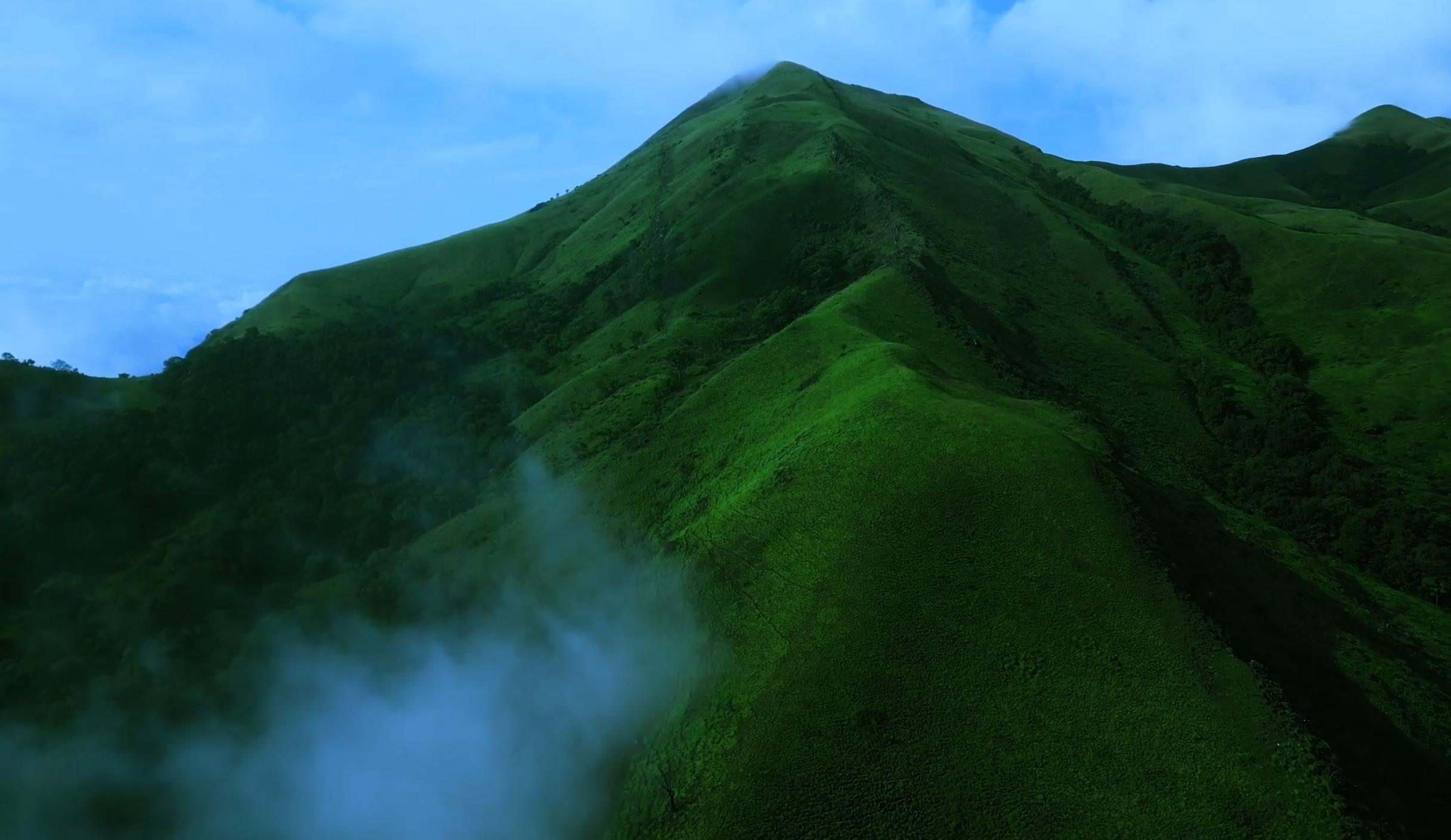 Top 7 Reasons to hike the Netravati Peak (2025 Guide)