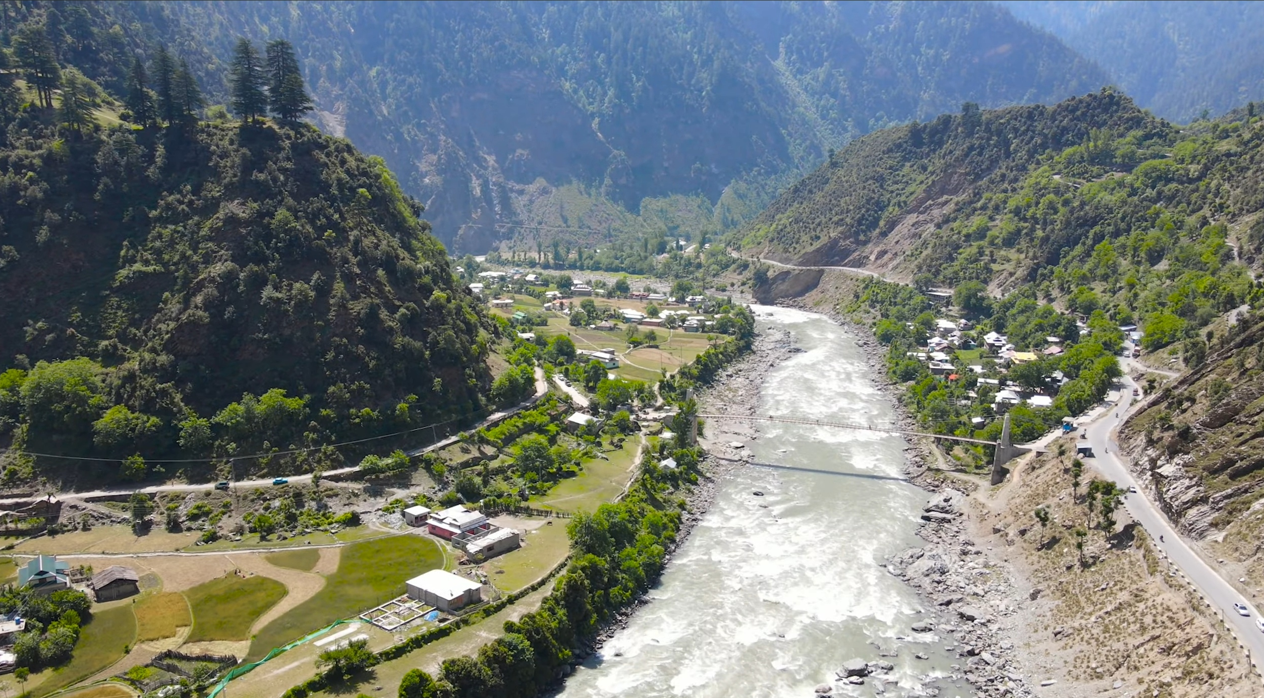 [2025] 9 Powerful Reasons to Visit Keran Valley (India-Pakistan Border)