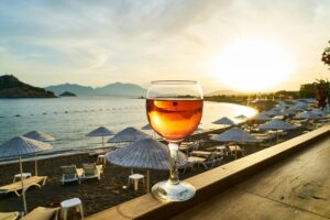 [2025] 9 Stunning Things to Do at Glass Pebble Beach (Hidden Gem!)
