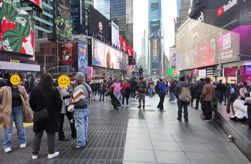 [2025] 13 Best Things to Do in Times Square (Insider Picks!)